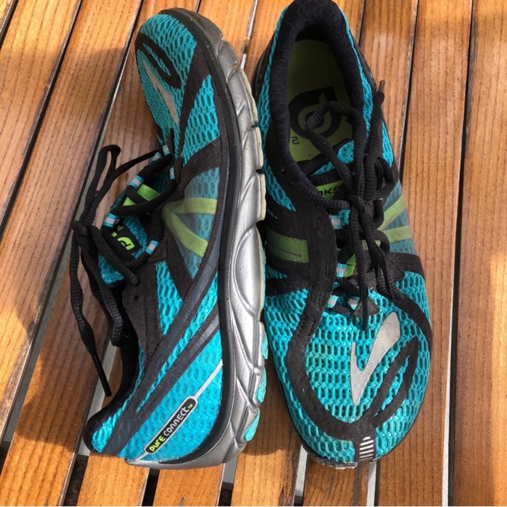 Brooks pure connect 2 size 8.5